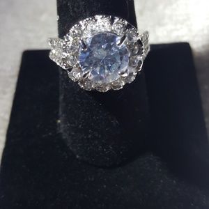 CZ Floret Solitaire Fashion Ring SZ 9 NWOT